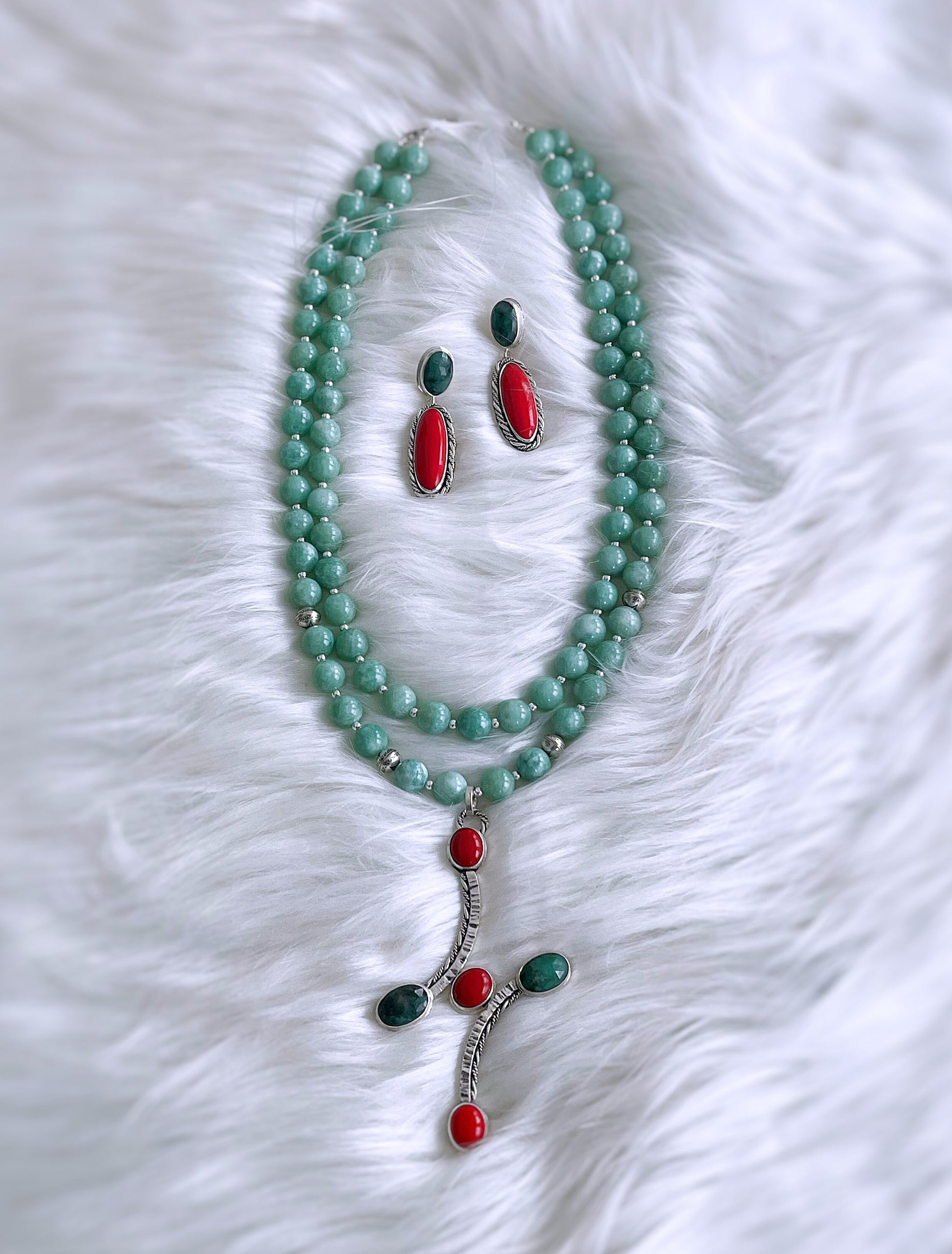 Green Jade, Emerald and Coral beaded necklace